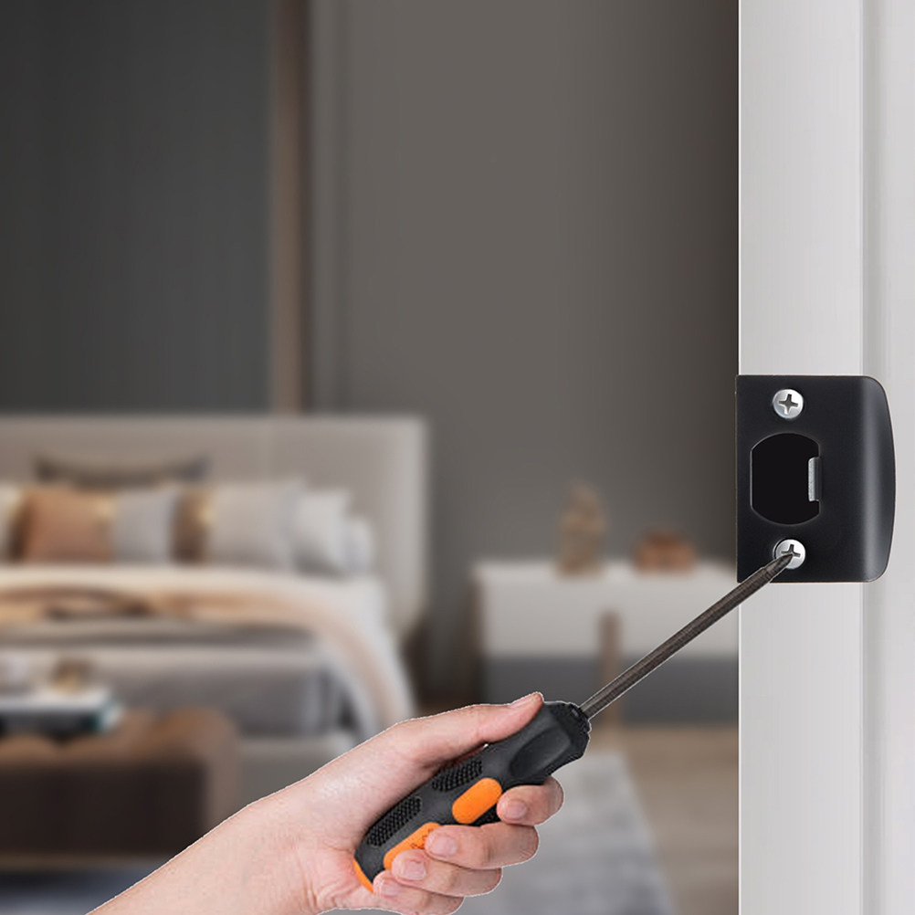 قطعتان من صفائح حماية الأبواب  - مراجعة Home Security Officer وسعره